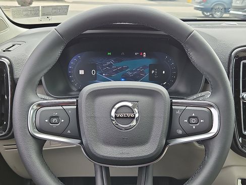 New 2026 Volvo XC40 B5 Ultra w/ Protection Package Premier image 18