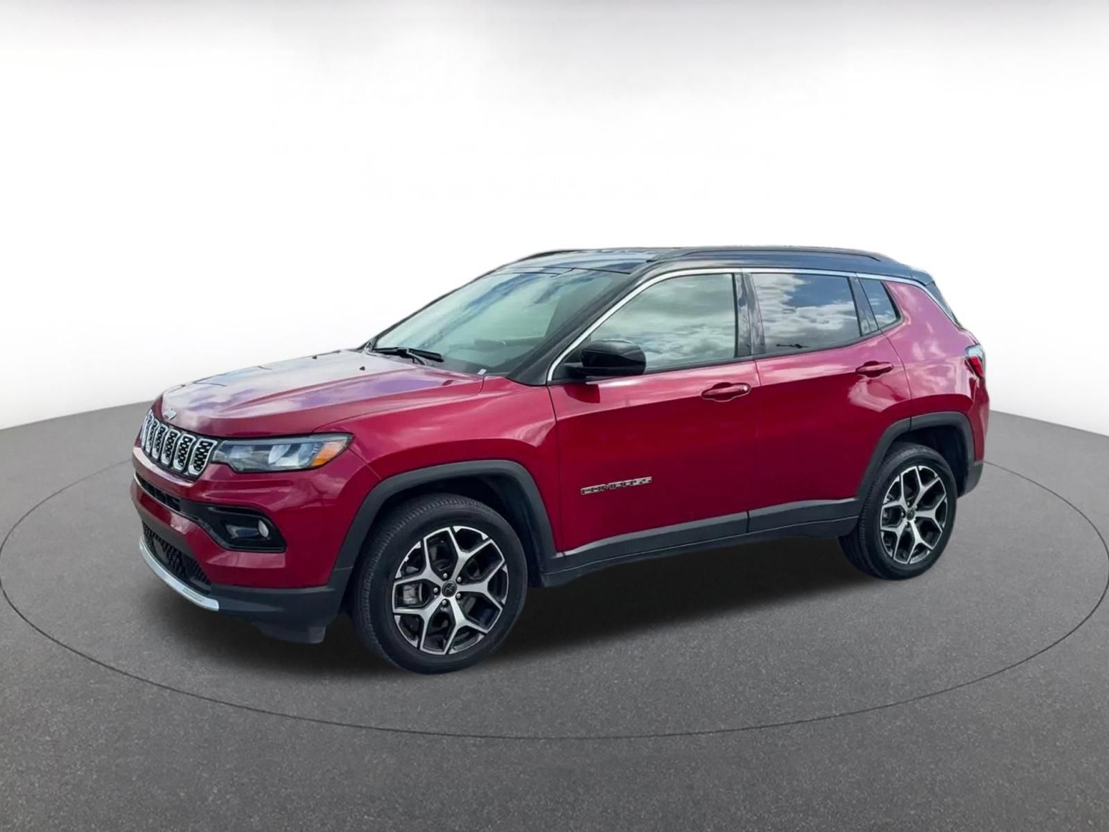 Used 2025 Jeep Compass Limited AWD/4WD image 7
