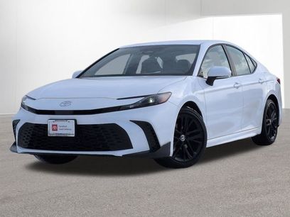 Used 2026 Toyota Camry SE w/ Convenience Package