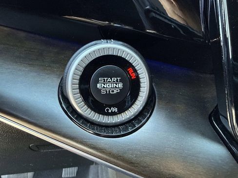 Used 2022 Jeep Grand Wagoneer Series I image 29