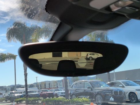 Used 2017 Porsche Cayenne Platinum Edition image 26