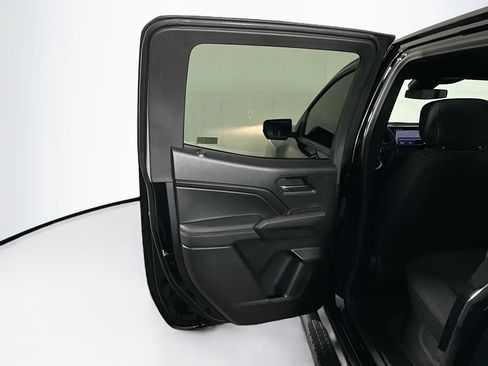 Used 2024 Chevrolet Colorado LT w/ LT Convenience Package image 24