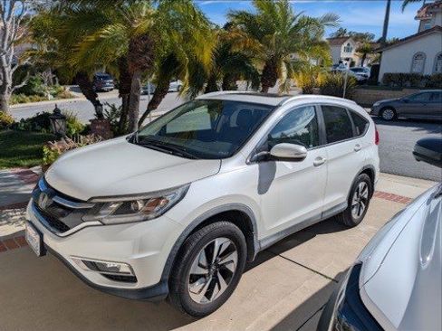 Used 2015 Honda CR-V Touring image 2