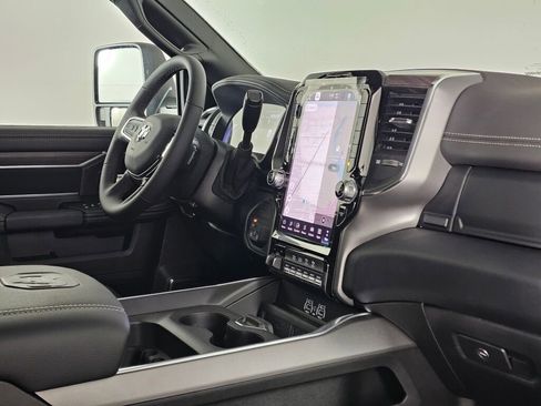 New 2026 RAM 2500 Laramie w/ Night Edition AWD/4WD image 40