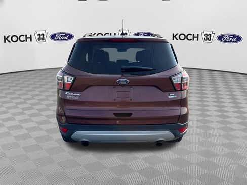 Used 2018 Ford Escape SE w/ SE Sync 3 Package AWD/4WD image 7