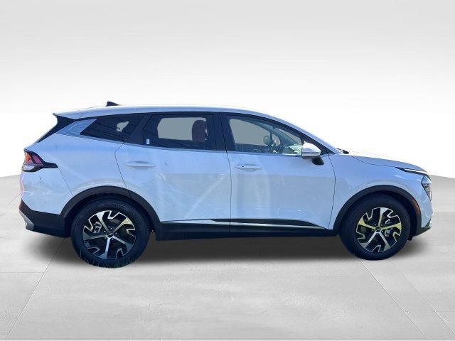 Used 2024 Kia Sportage EX FWD image 6