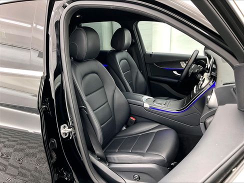 Certified 2022 Mercedes-Benz GLC 300 4MATIC image 6