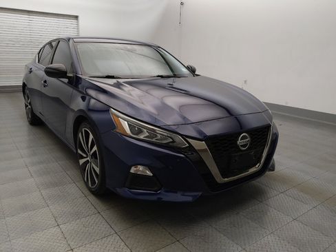 Used 2021 Nissan Altima 2.5 SR FWD image 13
