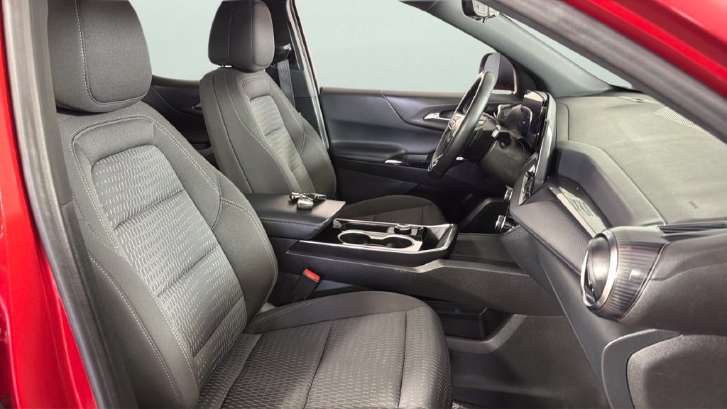 Certified 2026 Chevrolet Equinox LT w/ Safety and Technology Package FWD image 34