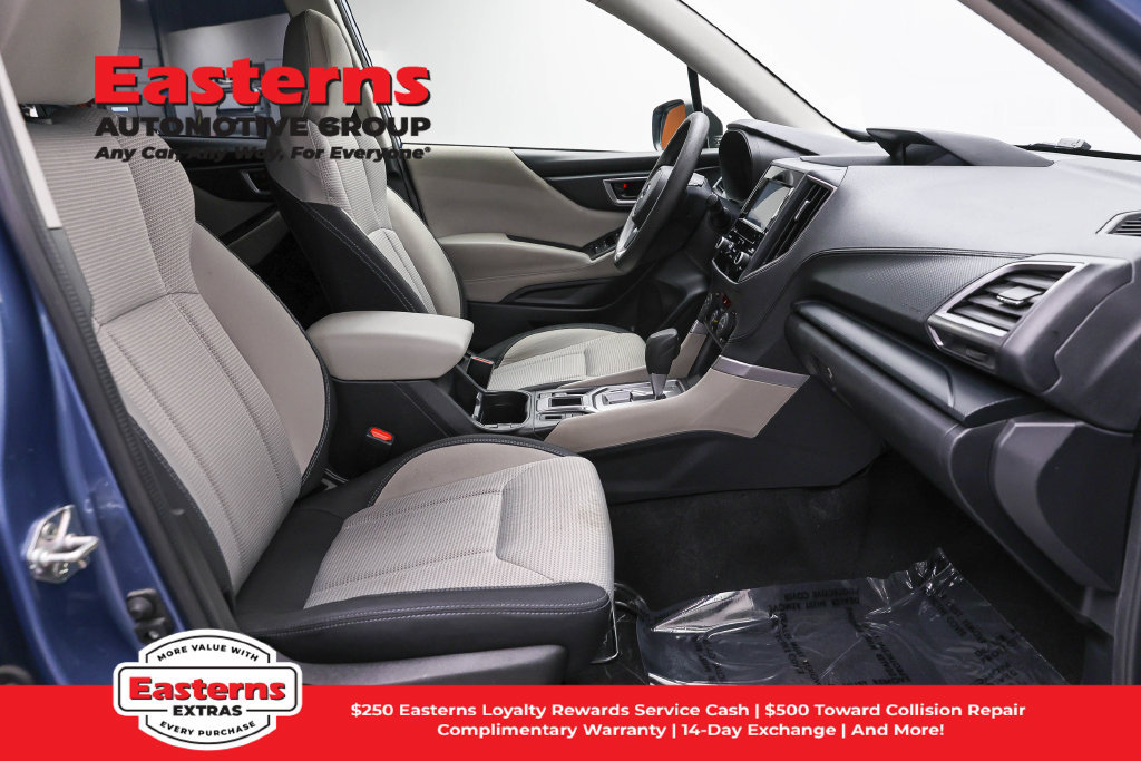 Used 2022 Subaru Forester AWD/4WD image 25