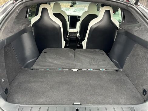 Used 2020 Tesla Model X Long Range image 25