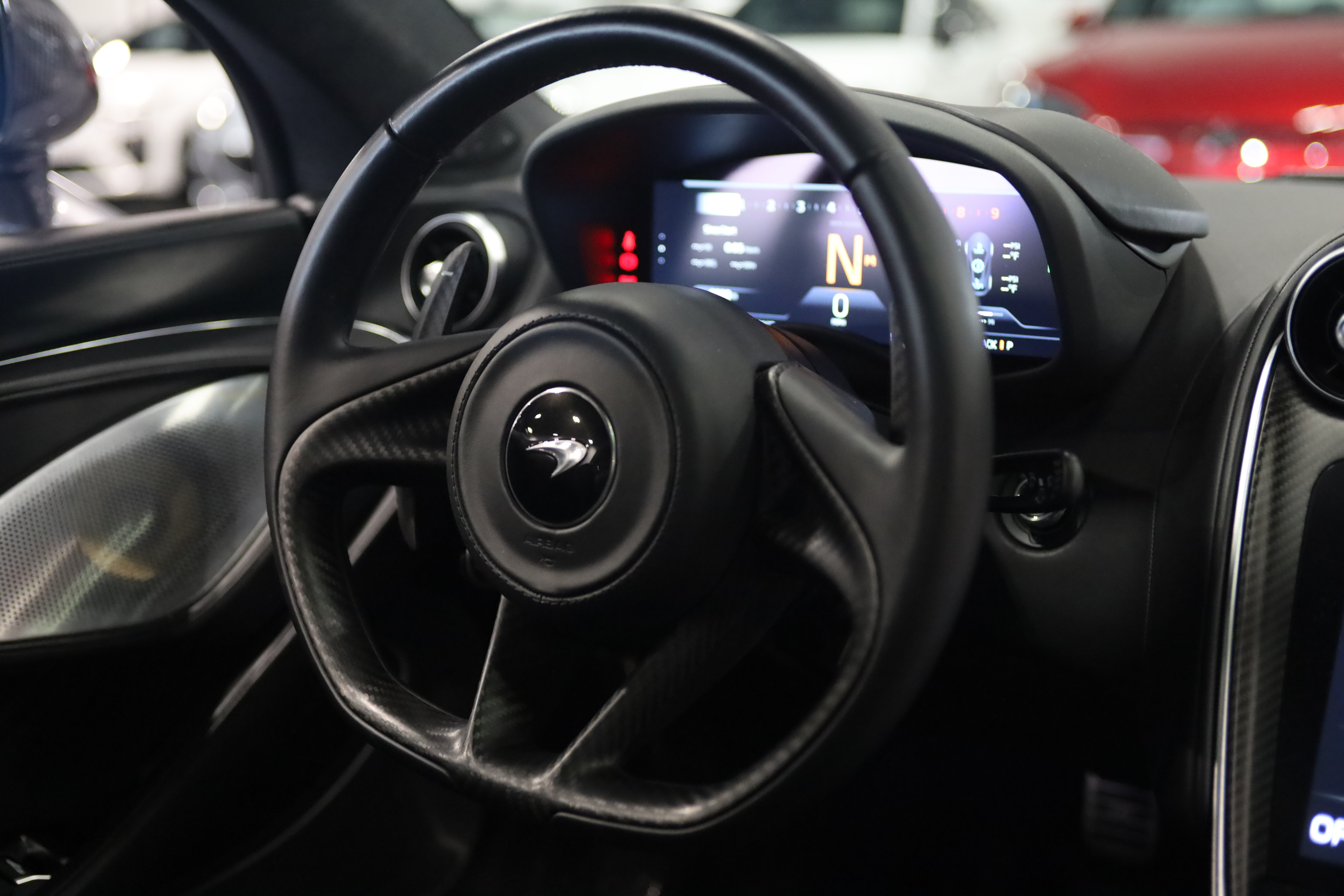 Used 2023 McLaren GT RWD image 27