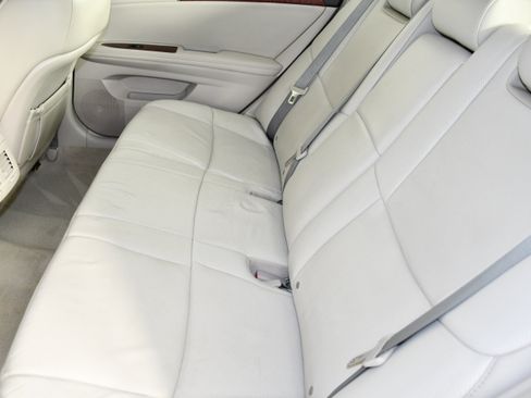 Used 2012 Toyota Avalon Limited FWD image 48