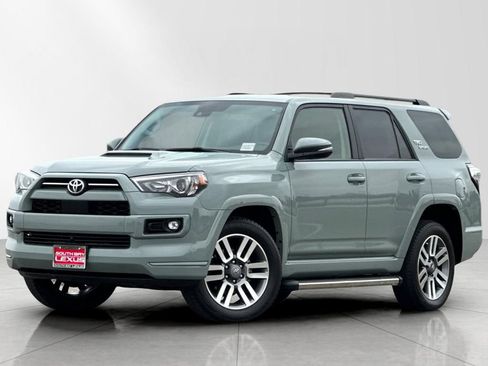 Used 2022 Toyota 4Runner TRD Sport w/ Technology Package RWD image 2
