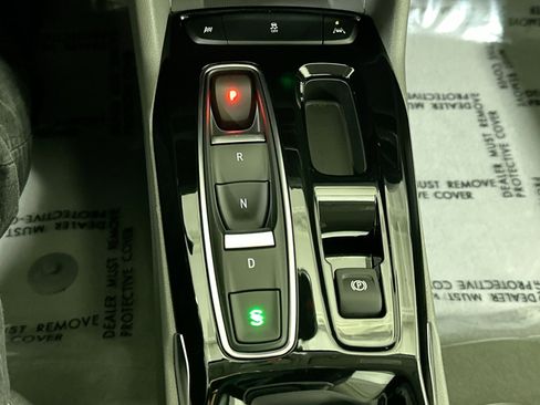 Used 2023 Chevrolet Bolt EUV Premier w/ Super Cruise Package image 30