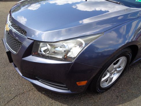 Used 2014 Chevrolet Cruze LT image 10