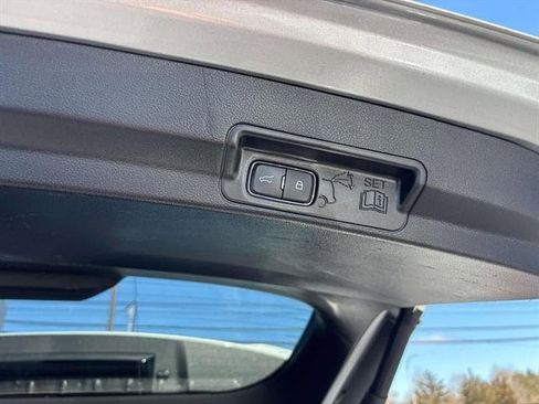 Used 2022 Ford Explorer ST w/ ST Street Pack AWD/4WD image 17