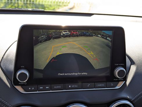 Used 2023 Nissan Sentra SV image 21