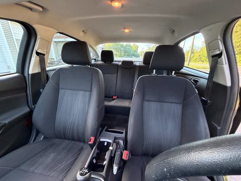 Used 2018 Ford Focus S FWD image 20