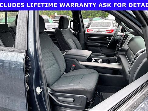 Used 2025 RAM 1500 Big Horn AWD/4WD image 7