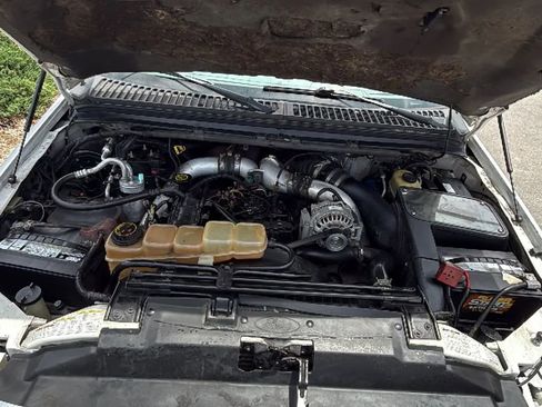 Used 1999 Ford F350 4x4 Crew Cab DRW Super Duty image 44