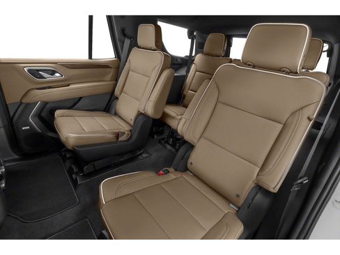 Used 2023 Chevrolet Tahoe Premier AWD/4WD image 9