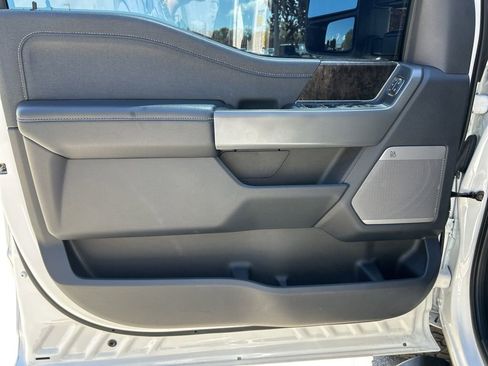Used 2024 Ford F350 Lariat w/ Lariat Ultimate Package image 17