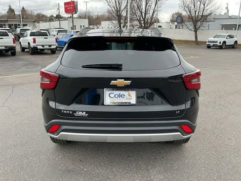 New 2026 Chevrolet Trax LT image 5