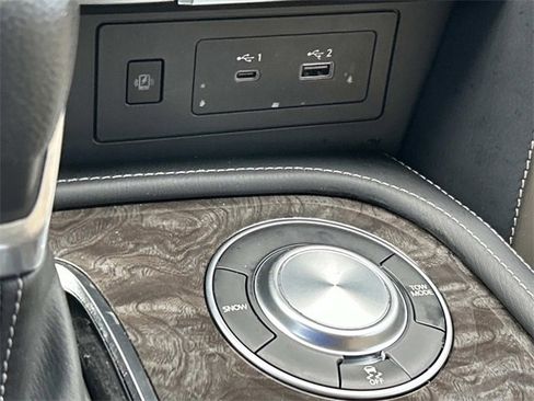 Used 2024 Nissan Armada Platinum w/ Captain's Chairs Package image 36