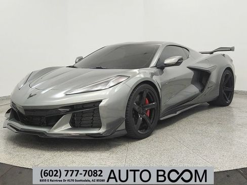 Used 2023 Chevrolet Corvette Z06 w/ Z07 Performance Package RWD image 1