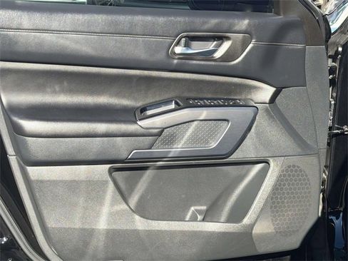 Used 2023 Nissan Pathfinder SL w/ SL Premium Package image 23