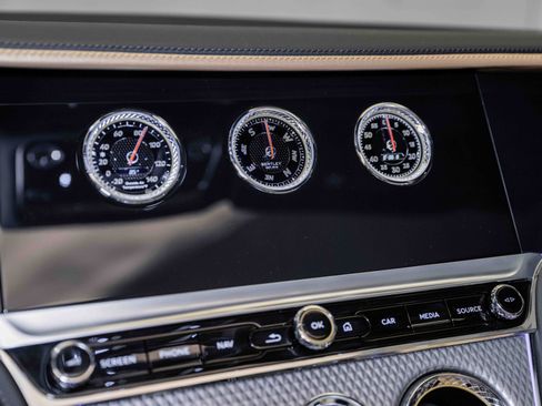 Used 2024 Bentley Continental GT Mulliner image 29