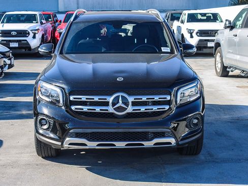 Used 2022 Mercedes-Benz GLB 250 image 2