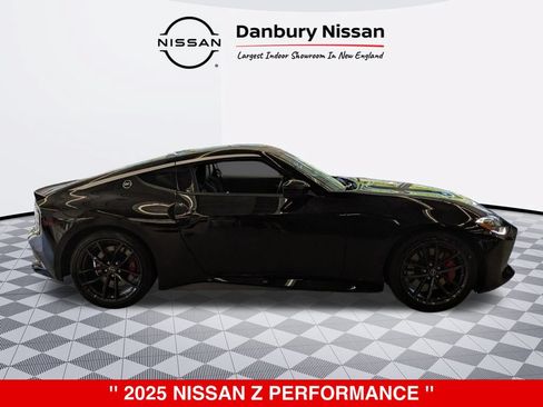 New 2025 Nissan Z Performance w/ Floor Mat Package RWD image 2