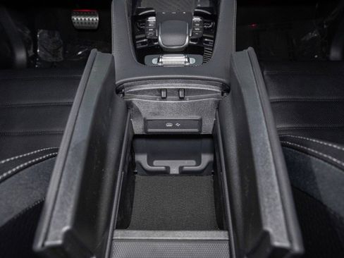 New 2026 Mercedes-Benz GLS 450 4MATIC image 24