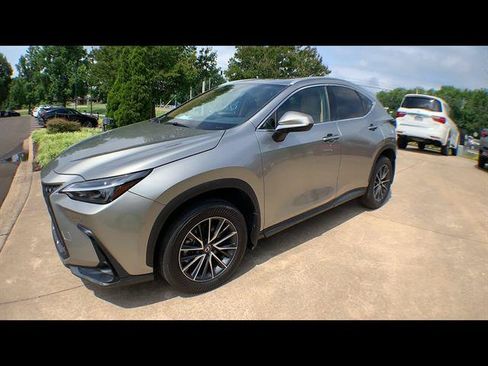 Certified 2025 Lexus NX 250 FWD w/ Cold Area Package image 4