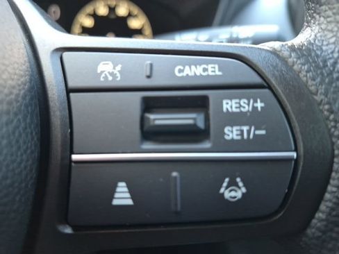 Certified 2024 Honda HR-V LX image 22