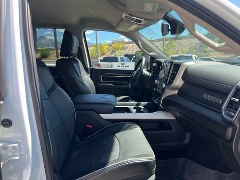 Used 2024 RAM 3500 Laramie AWD/4WD image 15