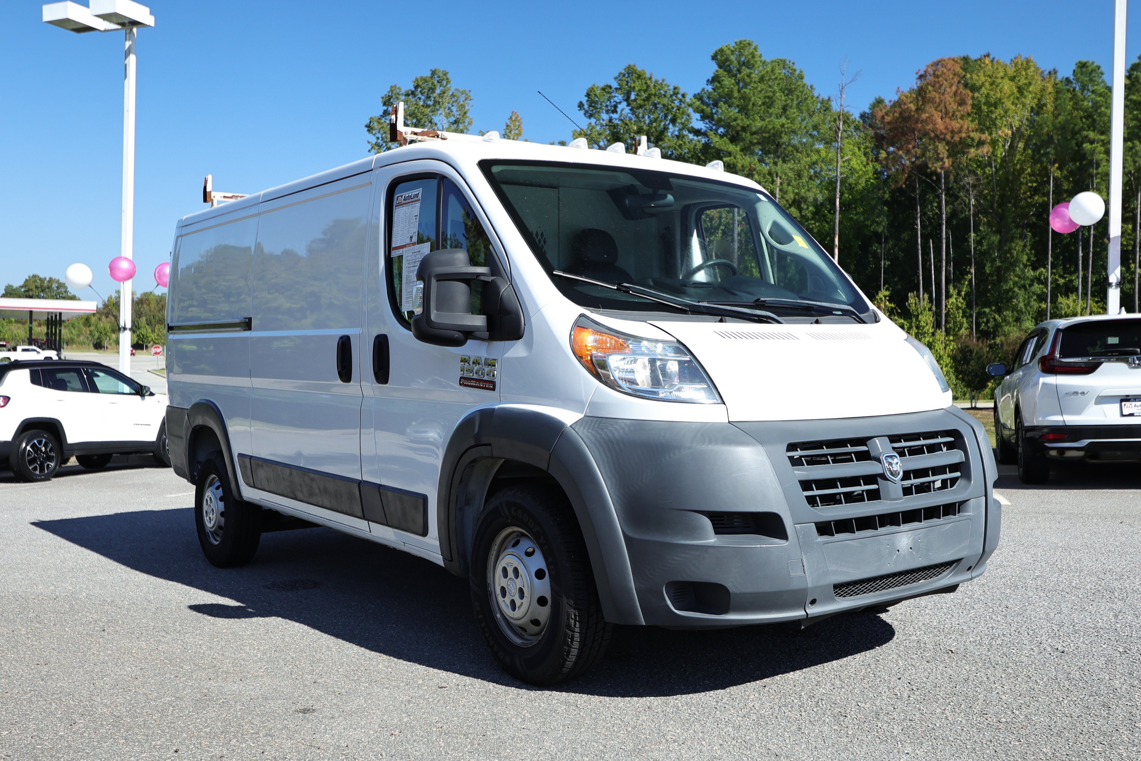 Used 2018 RAM ProMaster 1500 FWD image 3