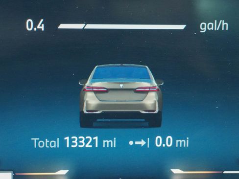 Certified 2025 BMW 530i 530i image 21