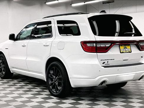 Used 2024 Dodge Durango R/T w/ Blacktop Package AWD/4WD image 2