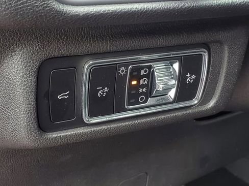 Certified 2024 Lincoln Corsair AWD w/ Equipment Group 101A image 13