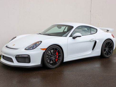 Used 2016 Porsche Cayman GT4 image 16