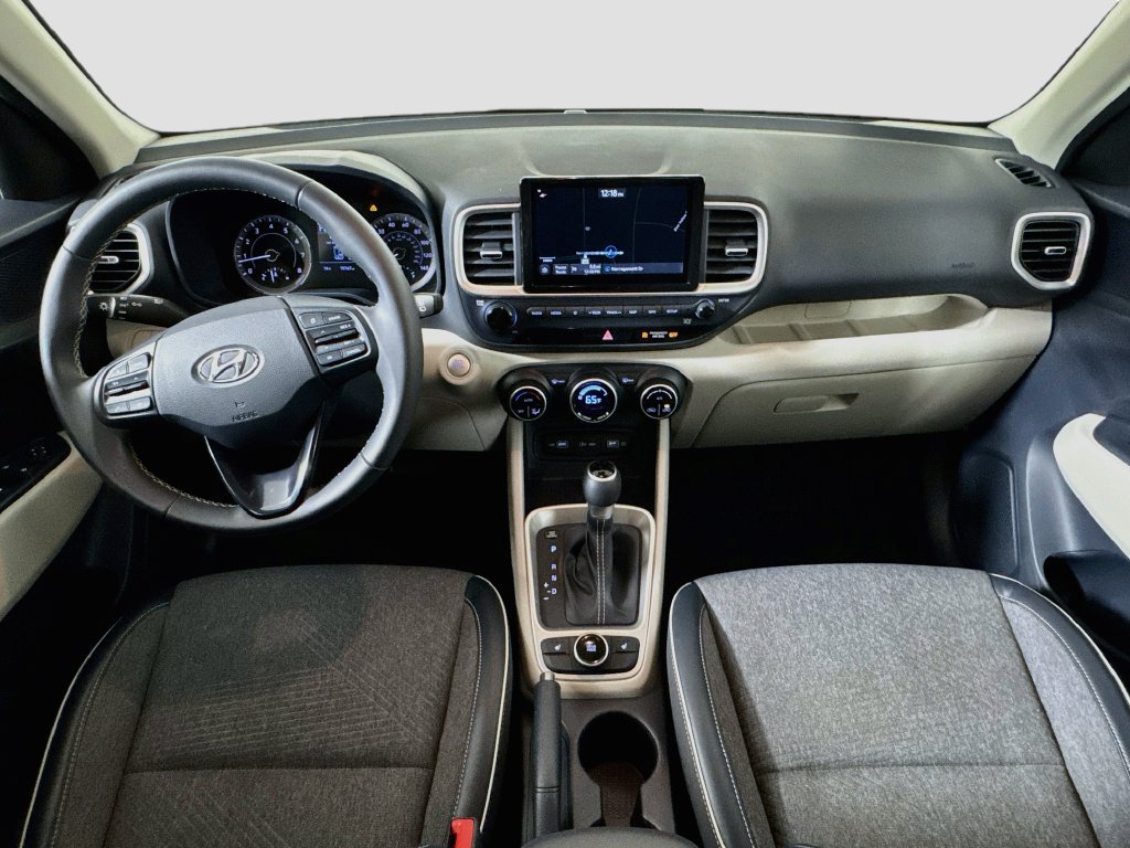 Used 2022 Hyundai Venue Limited FWD image 23