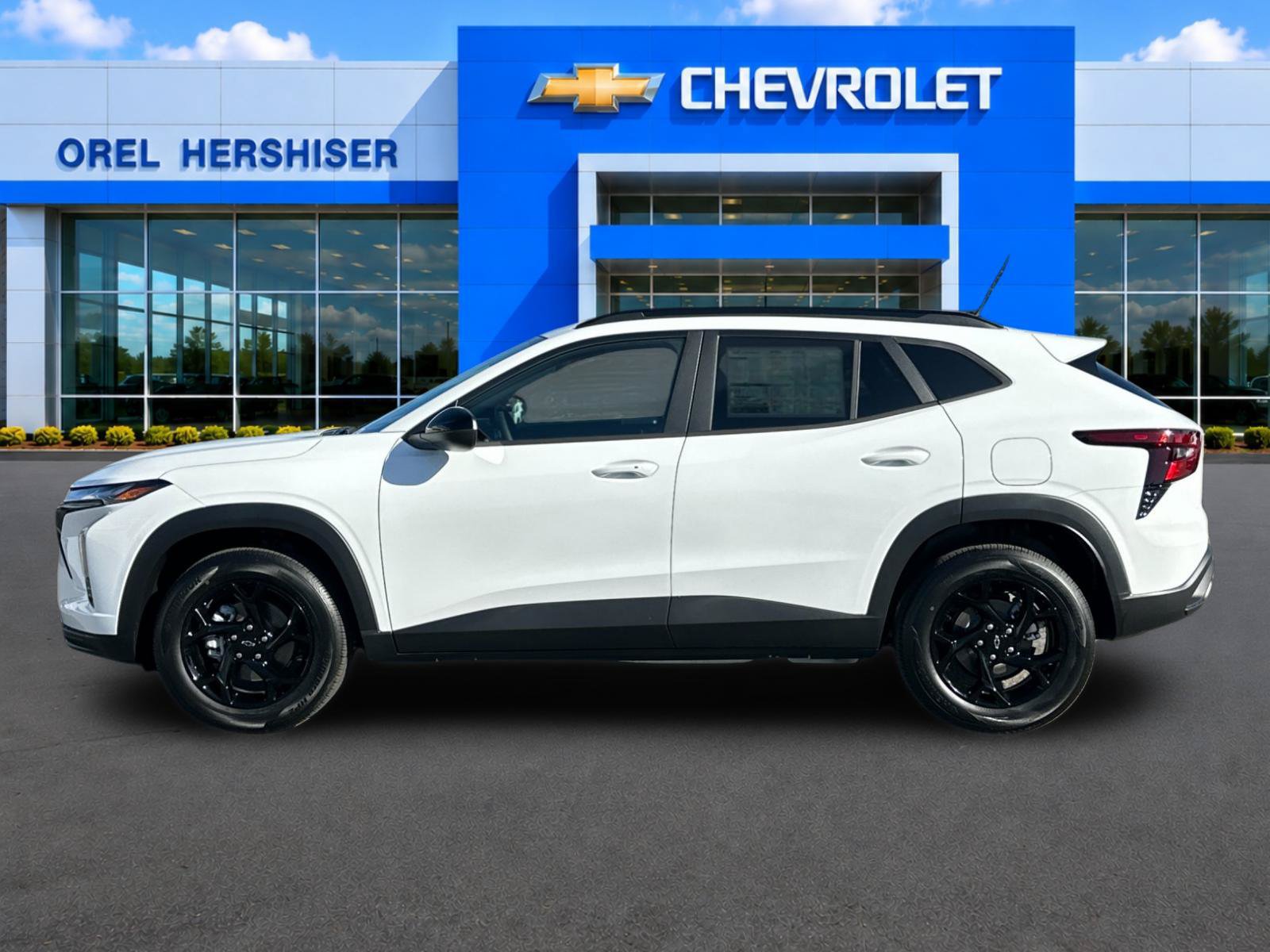 New 2026 Chevrolet Trax LT w/ Driver Confidence Package FWD image 7