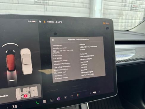 Used 2022 Tesla Model 3 Performance image 13