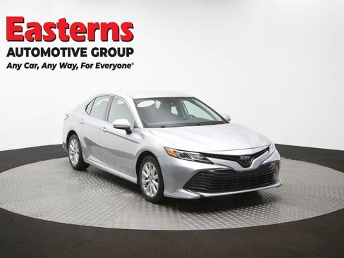 Used 2020 Toyota Camry LE FWD image 47