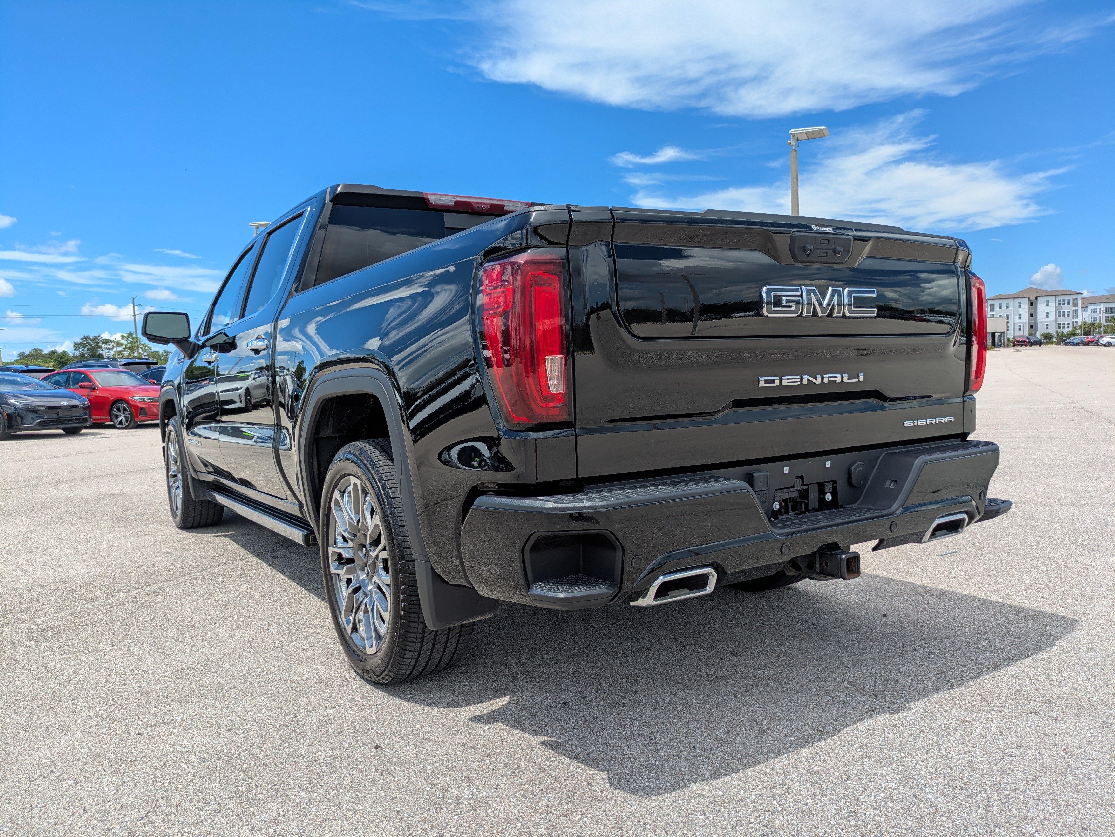Used 2024 GMC Sierra 1500 Denali Ultimate AWD/4WD image 6