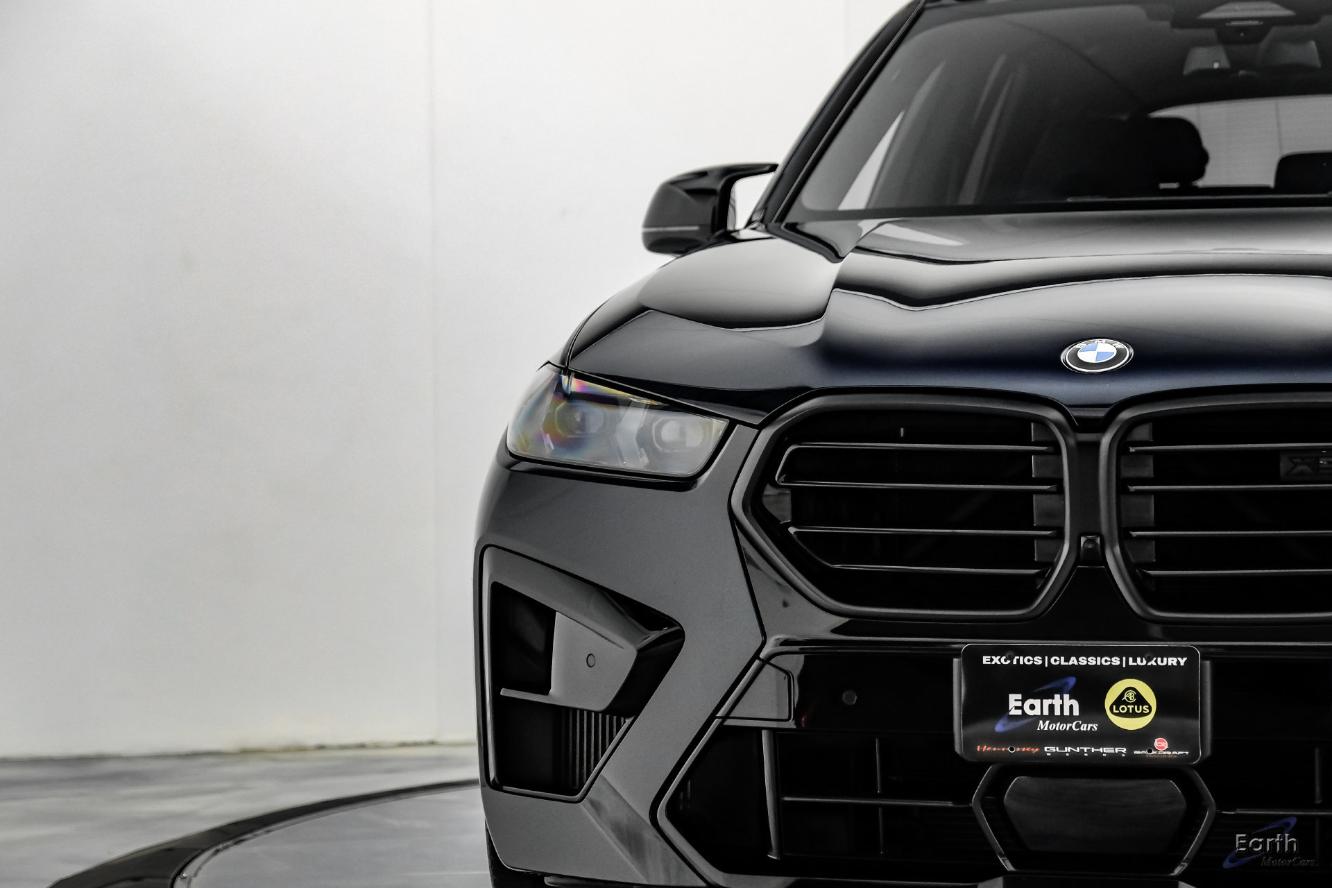 Used 2025 BMW X5 M Competition w/ Executive Package AWD/4WD image 30