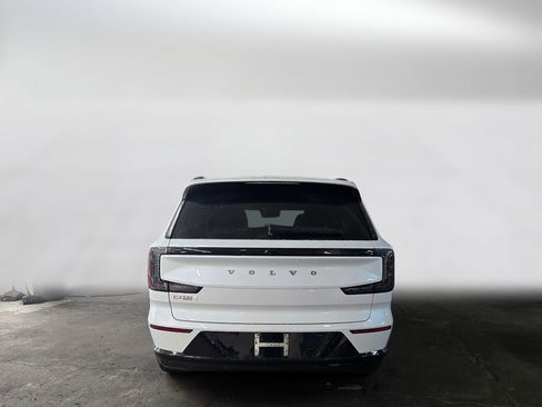 New 2025 Volvo EX90 Plus image 6